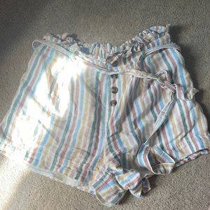 American Eagle Linen Shorts with Pockets
